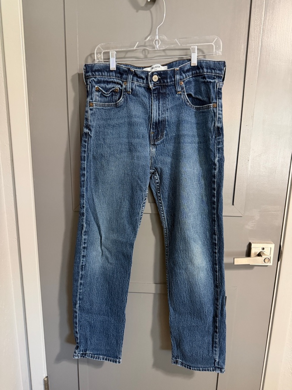 Hollister Men's Loose Denim Jeans in Mid Blue